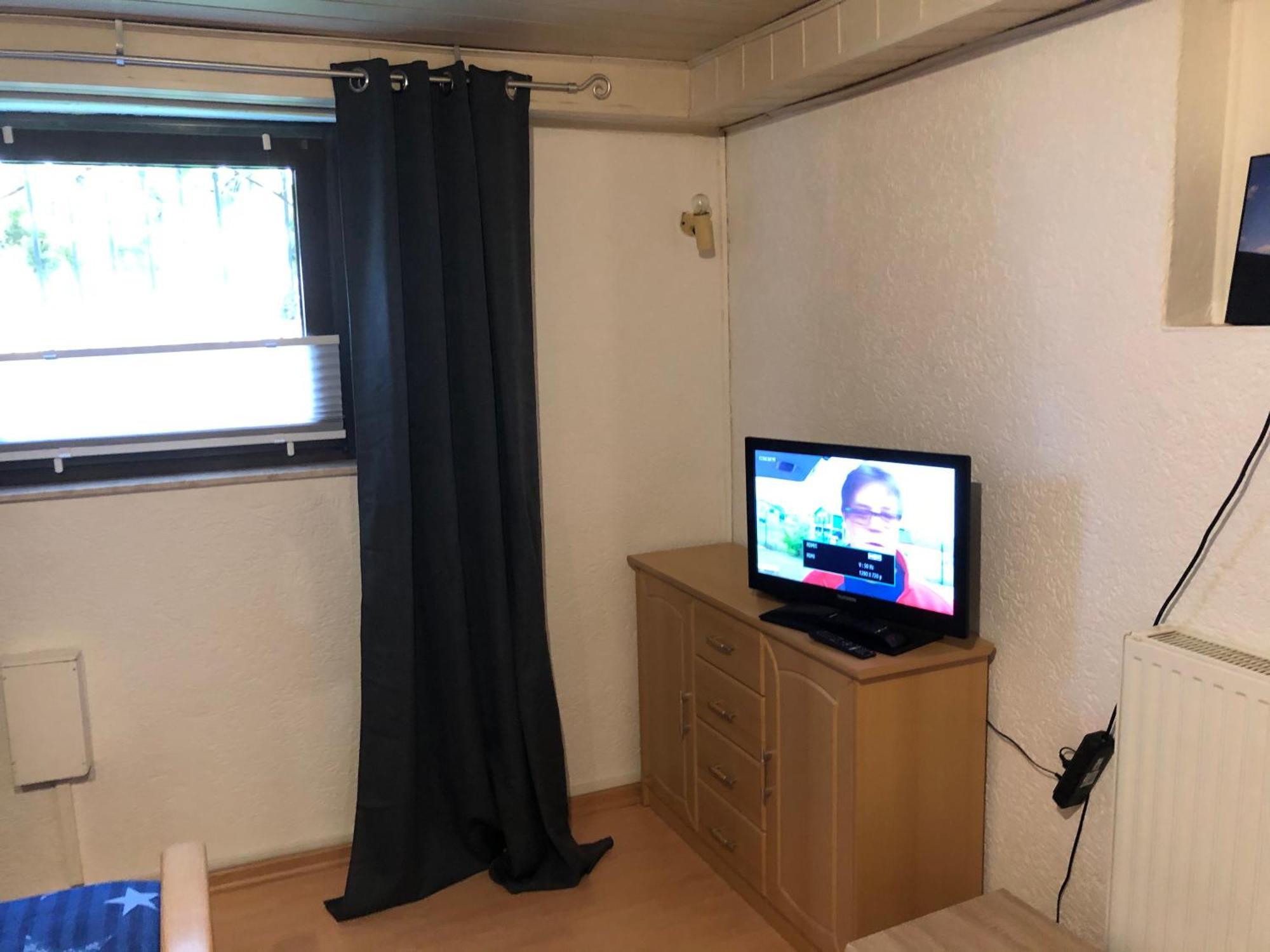 Flacht Monteurwohnung - Ferienwohnung Naehe Limburg An Der Lahn חדר תמונה