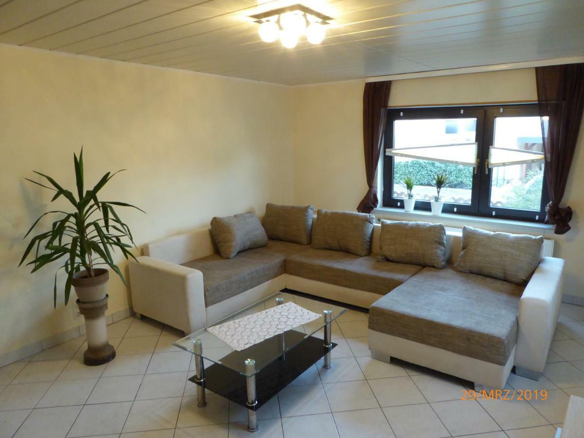 Flacht Monteurwohnung - Ferienwohnung Naehe Limburg An Der Lahn מראה חיצוני תמונה